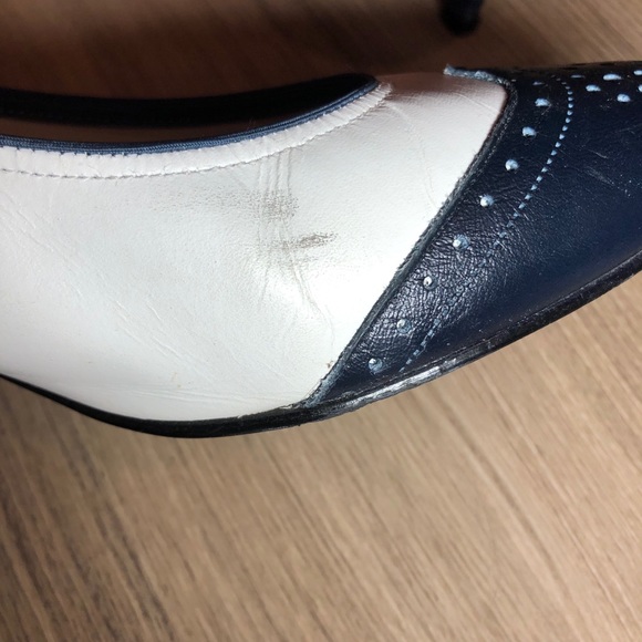 Navy and White Heels - Picture 5 of 5